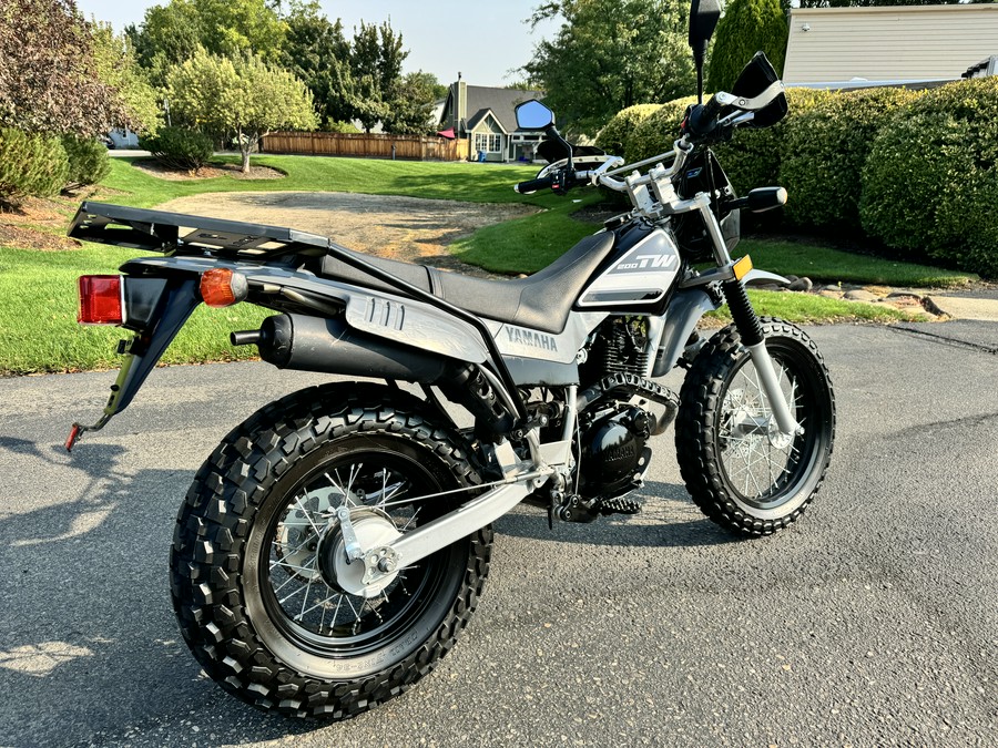 2021 Yamaha TW200