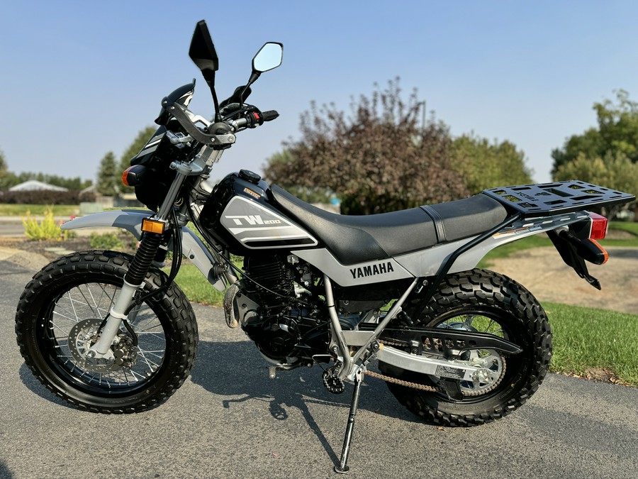 2021 Yamaha TW200