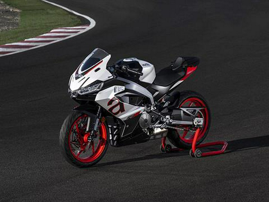 2025 Aprilia RS 457