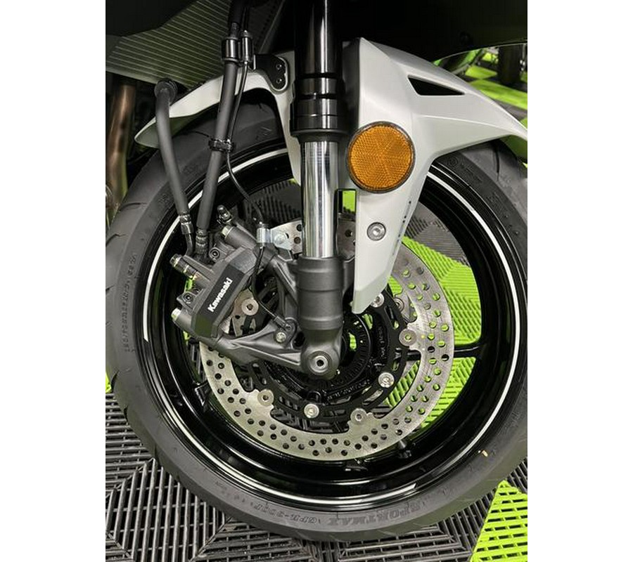 2025 Kawasaki NINJA® ZX™-4RR ABS