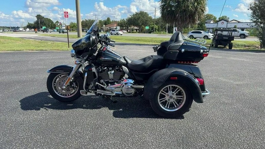 2019 Harley-Davidson Trike FLHTCUTG - Tri Glide Ultra