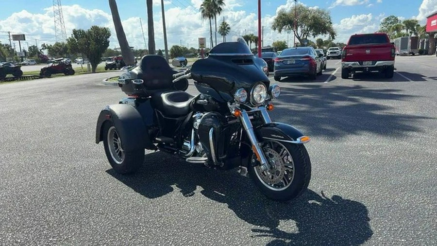 2019 Harley-Davidson Trike FLHTCUTG - Tri Glide Ultra