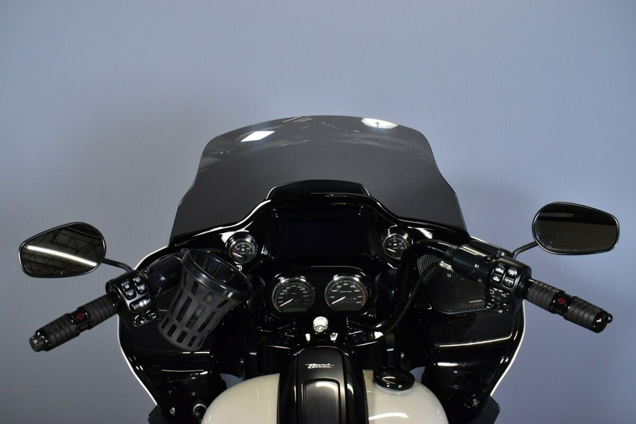 2022 Harley-Davidson Road Glide Special