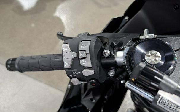 2025 Kawasaki ZX1002LSFAN