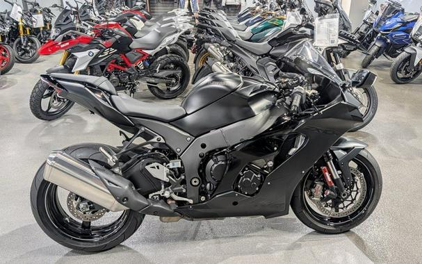 2025 Kawasaki ZX1002LSFAN