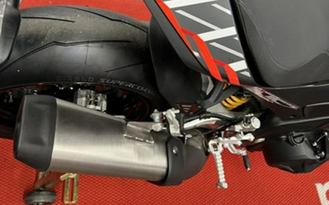 2027 Aprilia Tuono V4 Factory