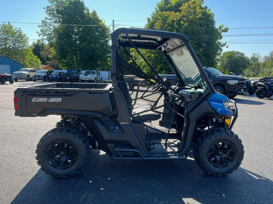 2023 Can-Am Defender DPS HD9 Blue & Black