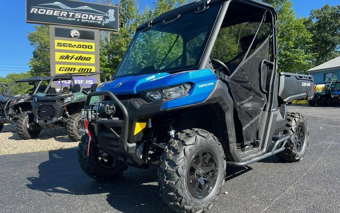 2023 Can-Am Defender DPS HD9 Blue & Black