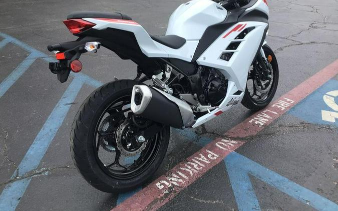 2026 KAWASAKI NINJA 300 ABS