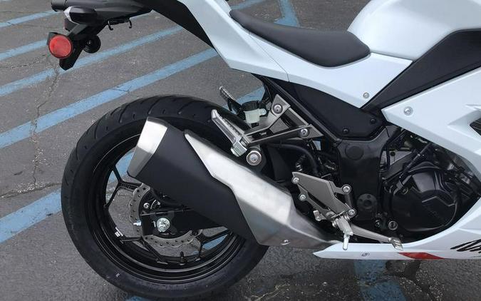2026 KAWASAKI NINJA 300 ABS