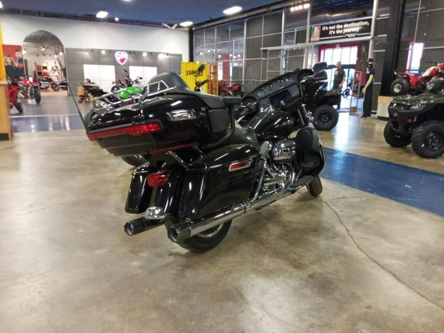 2019 Harley-Davidson® FLHTCU - Electra Glide® Ultra Classic®