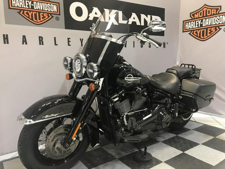 2020 Harley-Davidson® FLHCS - Heritage Classic 114