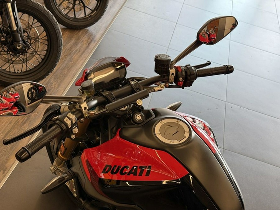 2026 Ducati Monster SP