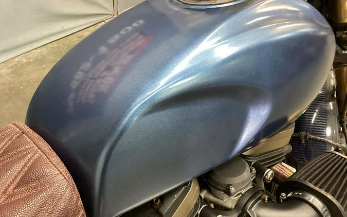 2003 Harley-Davidson® XL883C - Sportster® Custom 833C