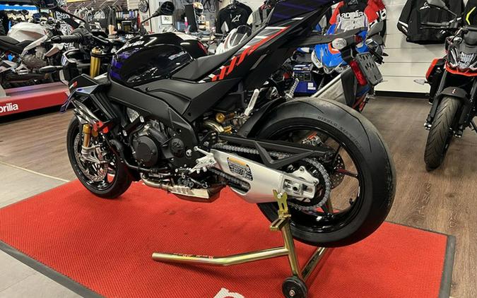 2027 Aprilia Tuono V4 Factory