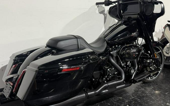 2024 Harley-Davidson FLHX - Street Glide