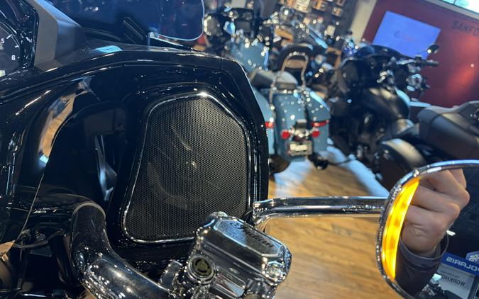 2026 Indian Motorcycle PURSUIT LIMITED 112