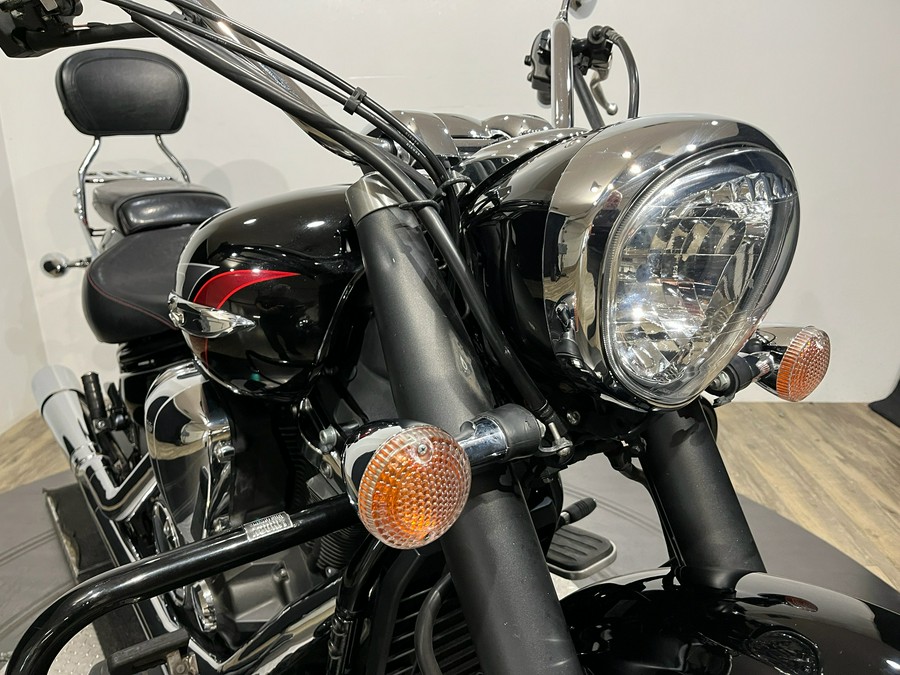 2013 Yamaha Motor Corp., USA V Star 1300