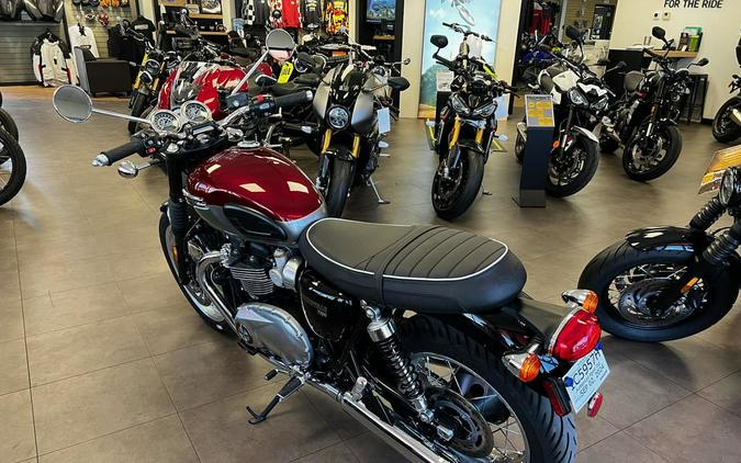 2024 Triumph Bonneville T120 Cordovan Red/Silver Ice