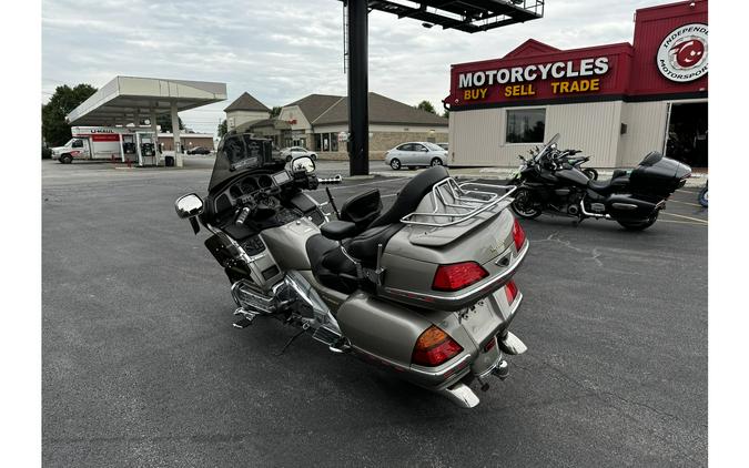 2002 Honda GL1800