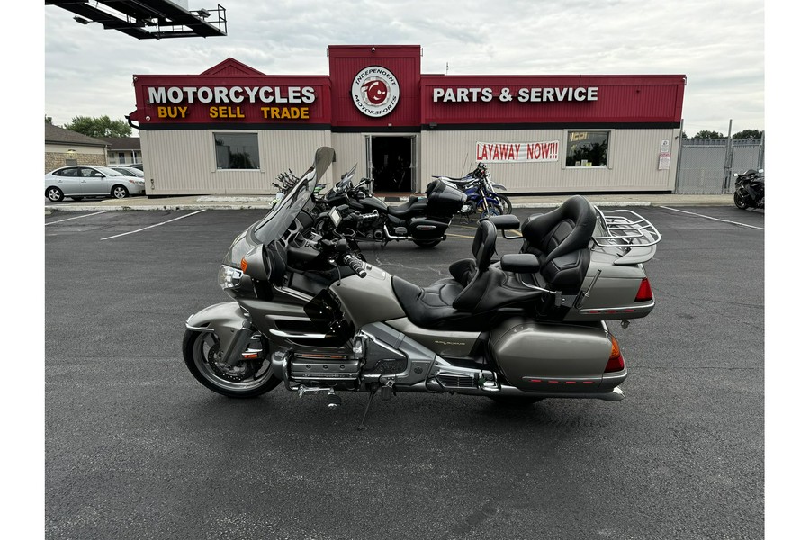 2002 Honda GL1800