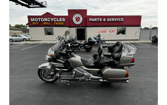 2002 Honda GL1800