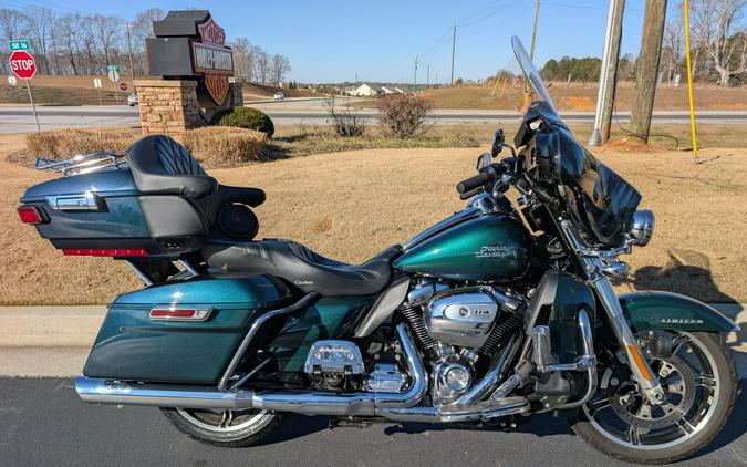 2021 Harley-Davidson® Ultra Limited Snake Venom