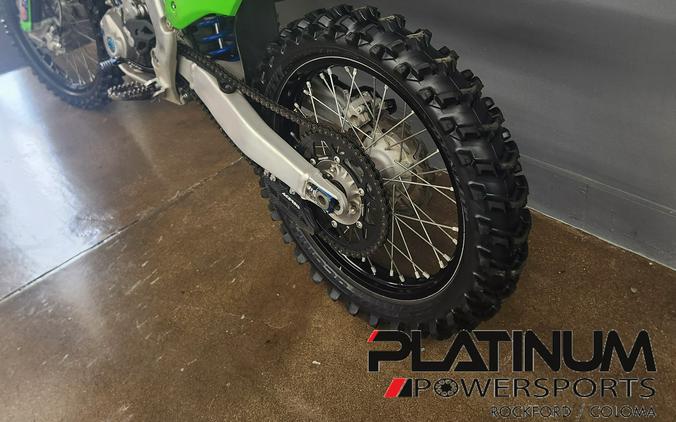 2022 Kawasaki KX 450 Lime Green - U027198