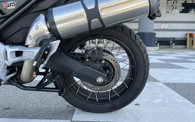 2025 Moto Guzzi V85 Strada