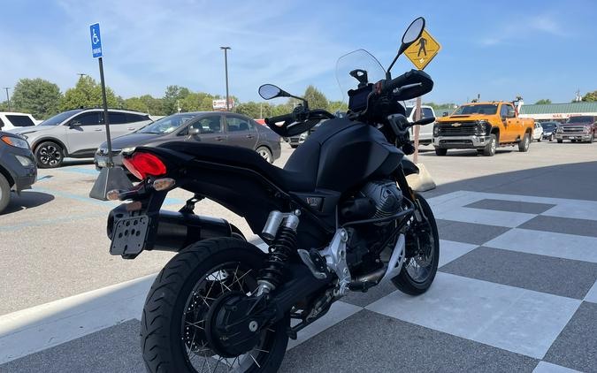 2025 Moto Guzzi V85 Strada