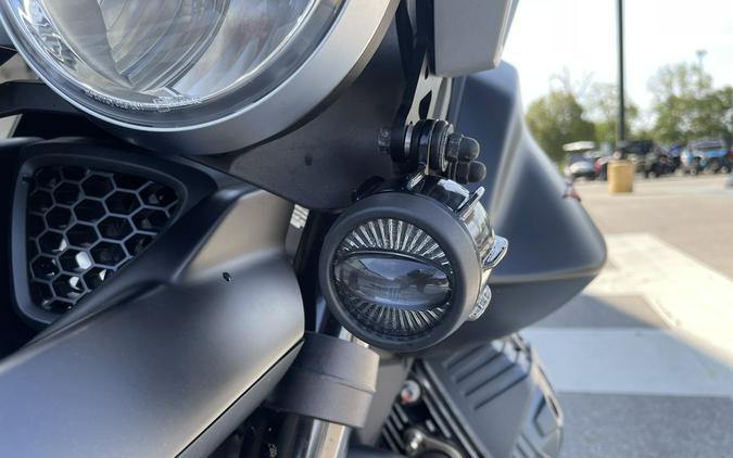 2025 Moto Guzzi V85 Strada
