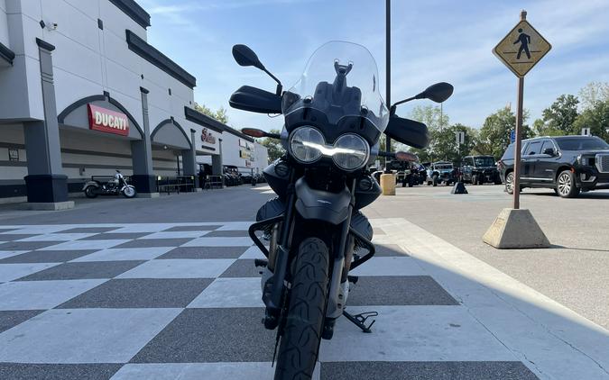 2025 Moto Guzzi V85 Strada