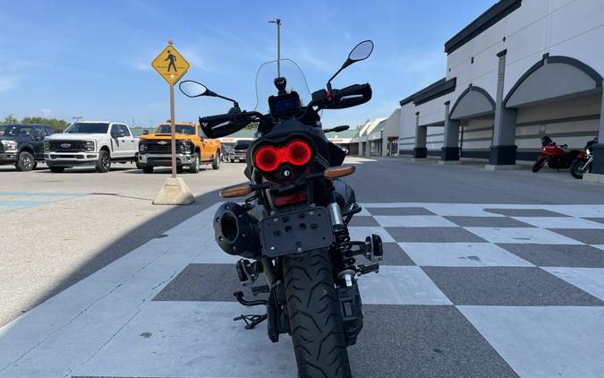 2025 Moto Guzzi V85 Strada