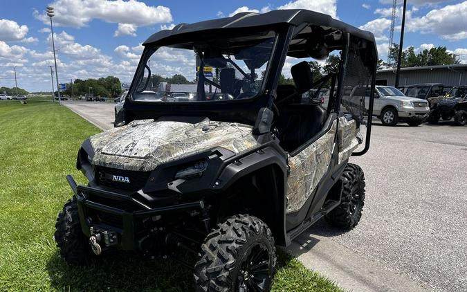 2016 Honda® Pioneer 1000-5 Deluxe