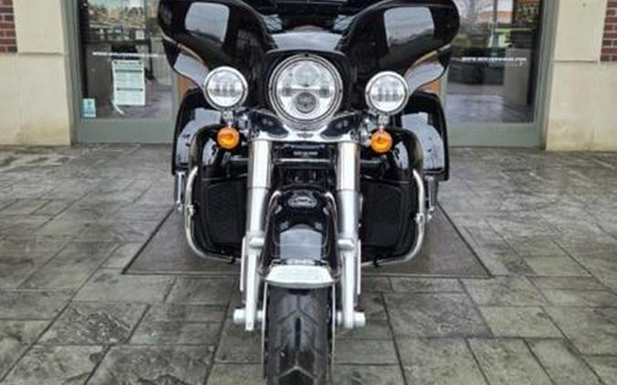 2025 Harley-Davidson® FLHTCUTG - Tri Glide® Ultra