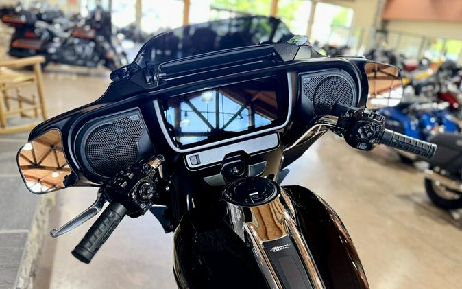 2024 FLHX - Street Glide