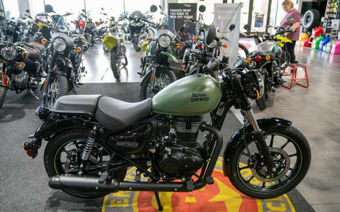 2023 Royal Enfield Super Meteor 650 Lineup First Look