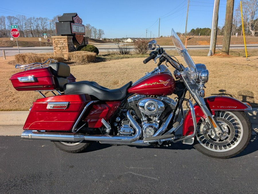 2009 Harley-Davidson® Road King® Red Hot Sunglo