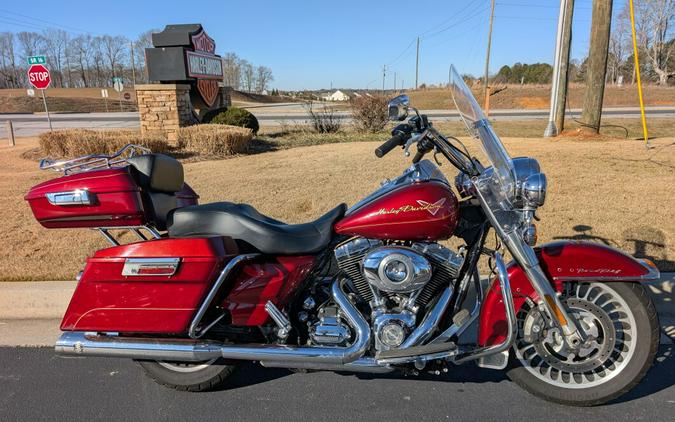 2009 Harley-Davidson® Road King® Red Hot Sunglo