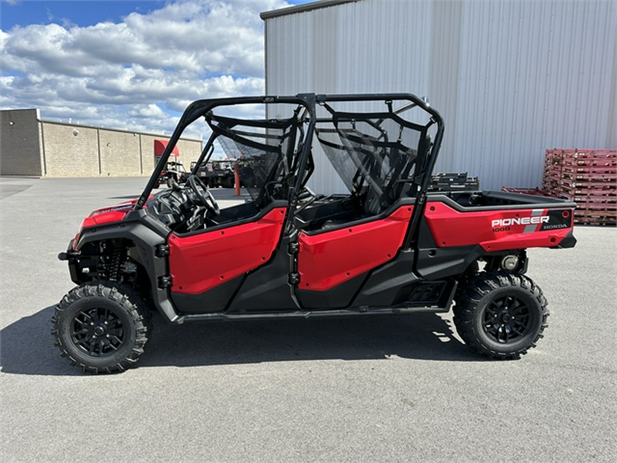 2024 Honda Pioneer 1000-6 Deluxe Crew