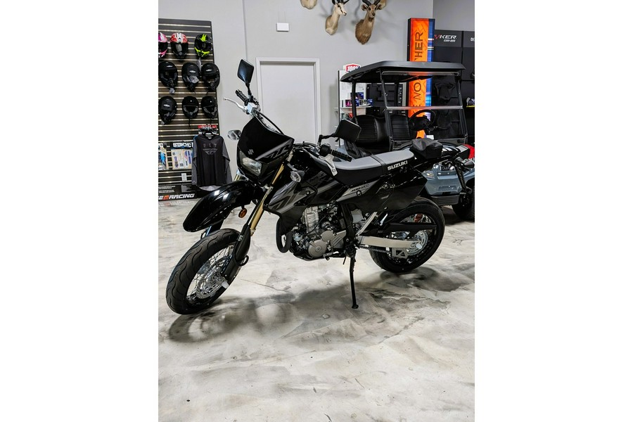 2024 Suzuki DR-Z400SMM4