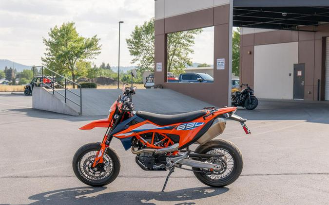 2023 KTM 690 SMC R