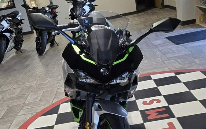 2024 Kawasaki Ninja® 7 Hybrid ABS
