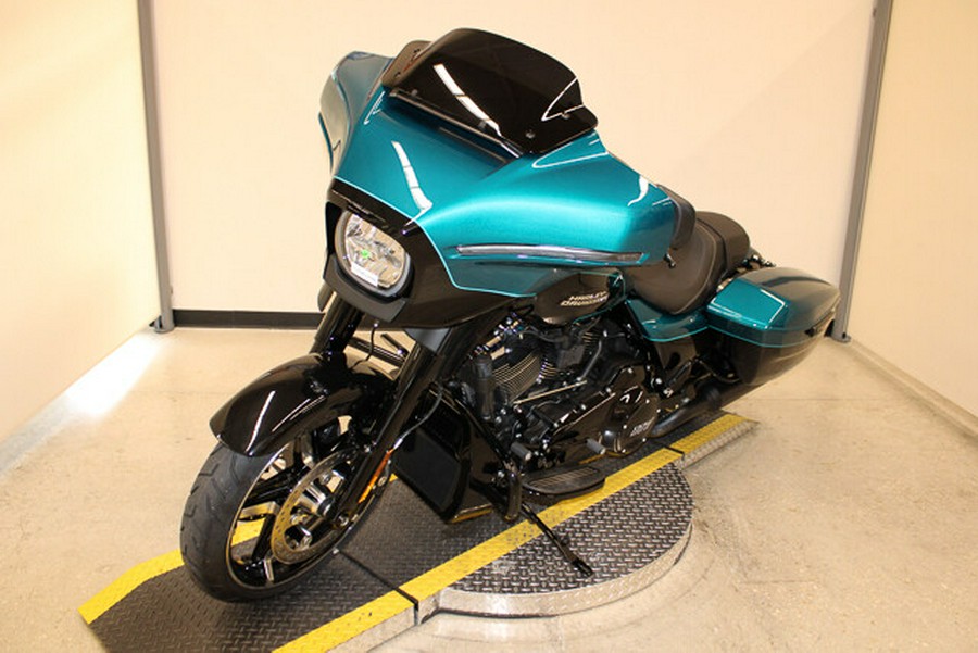New 2026 Harley-Davidson Street Glide Grand American Touring FLHX Motorcycle For Sale In Miami, Florida