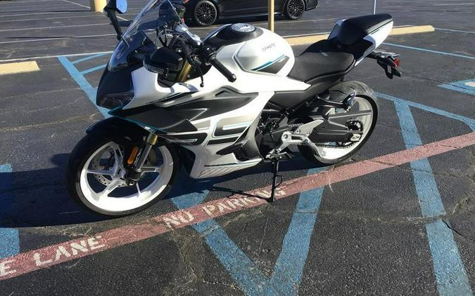 2026 CFMOTO 450 SS