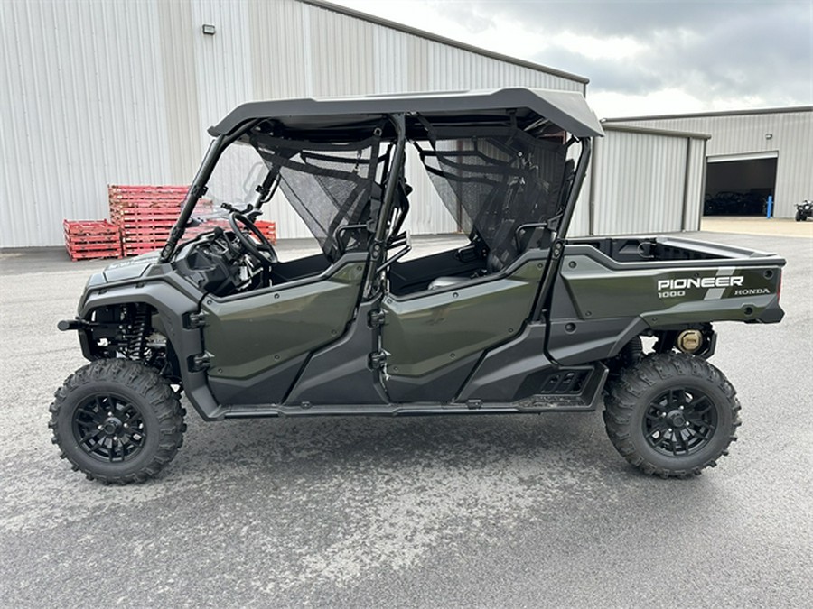 2024 Honda Pioneer 1000-6 Deluxe Crew