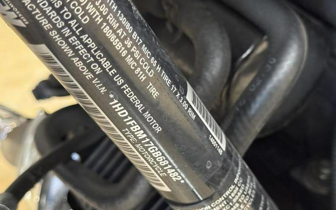 2016 Harley-Davidson® FLHR - Road King®