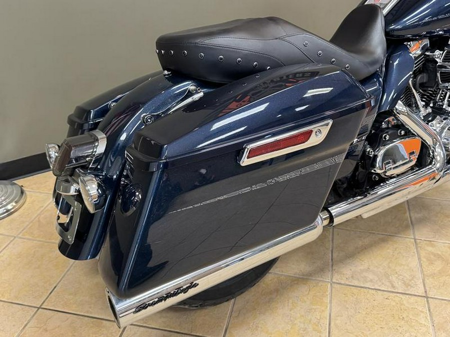 2016 Harley-Davidson® FLHR - Road King®