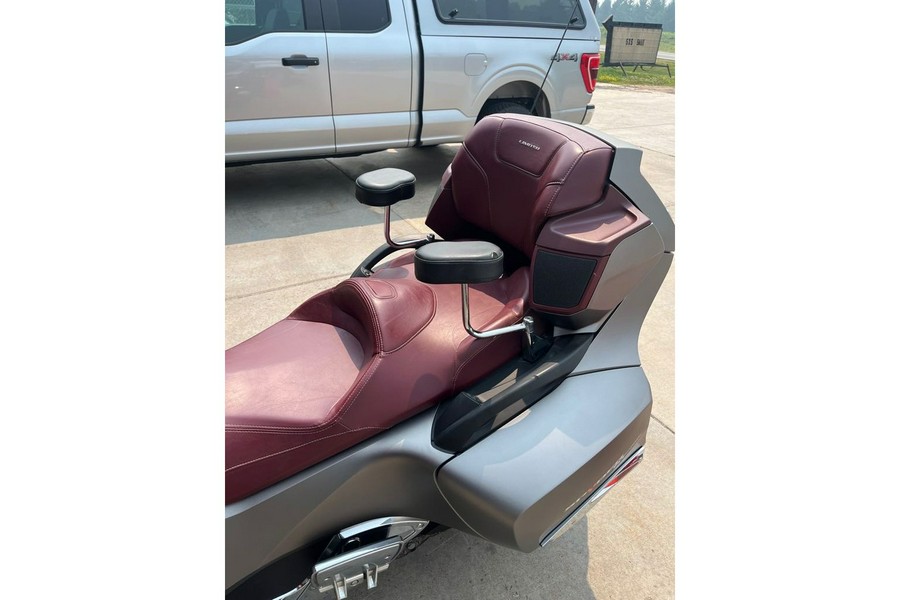 2014 Spyder® RT Limited - SE6 - Can-Am