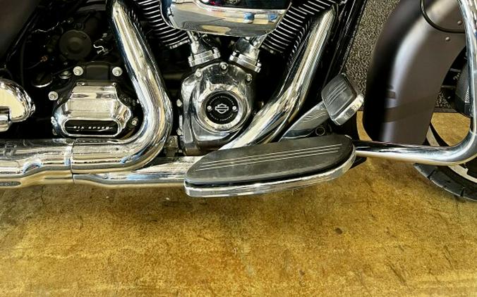 2017 Harley-Davidson Street Glide Special Charcoal Denim